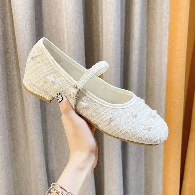 New Women\'s Flats Comfortable Fashion Casual Flats Women\'s Soft Buckle Thick Low Heel Square Head Shallow Mouth Flats 2024