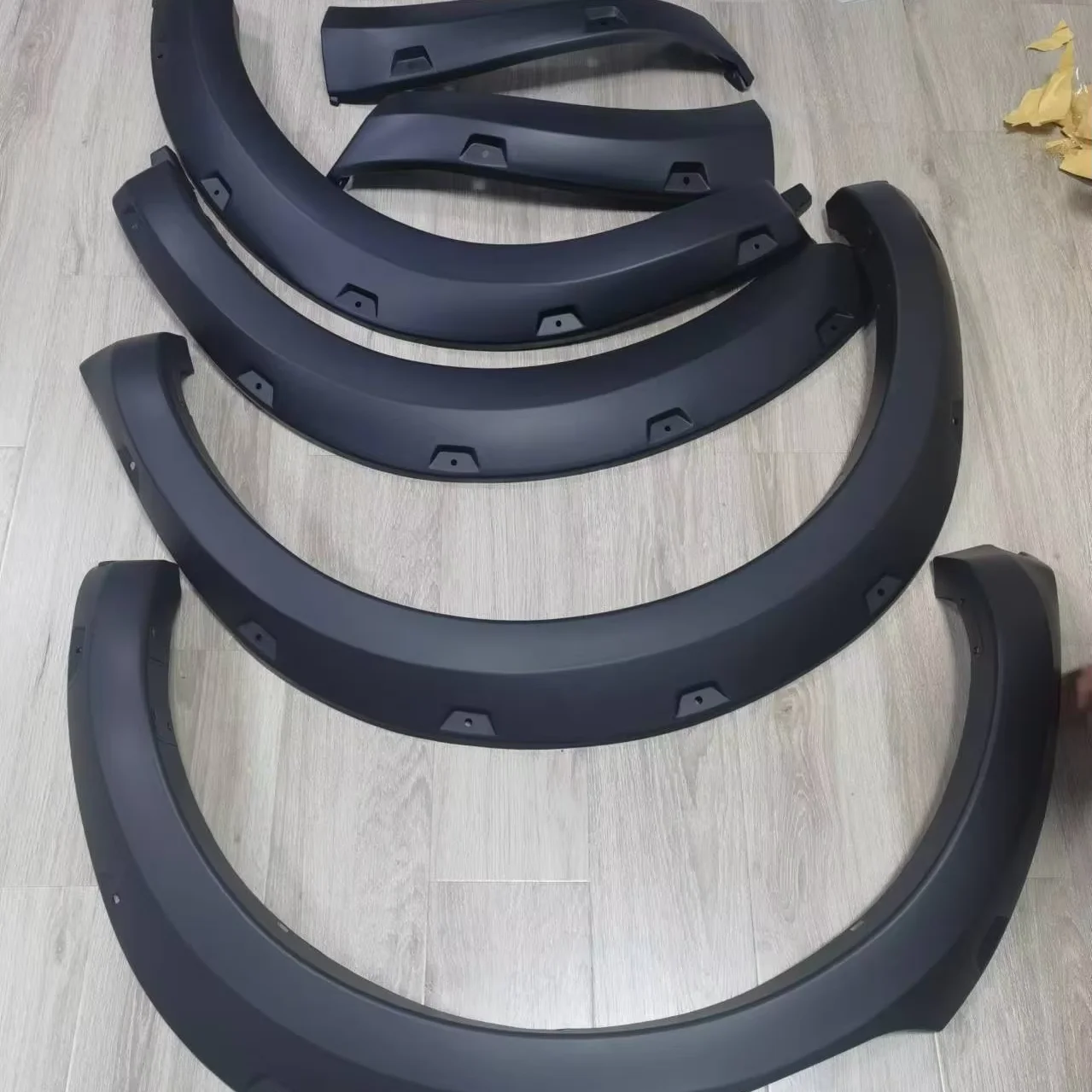 

2021-2024 Navara NP300 Car Body Kit - Wheel Arch Guards, Mud Flaps, Splash Guards, Fender Flares