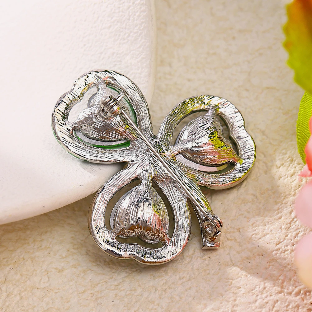 

Shamrock Brooch Pin Metal Lapel Pin For Women Men Suit Scarf Hat Decoration St Patrick'S Day Gift Fashion Jewelry Accessory