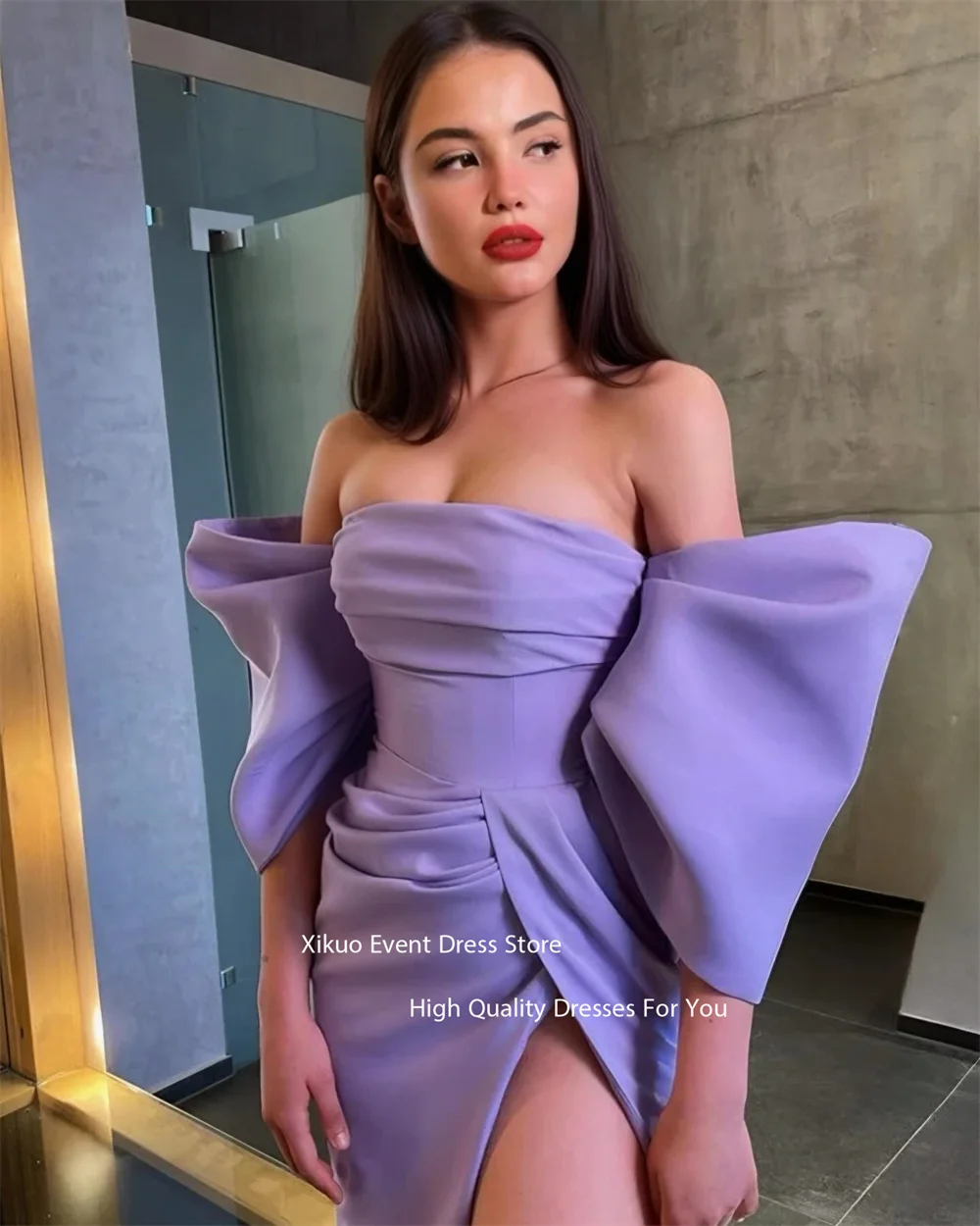Xikuo Graceful Abiti da sera viola con spacco alto Increspato con spalle scoperte Abito da cocktail Femmes Abito da ballo con orlo asimmetrico personalizzato