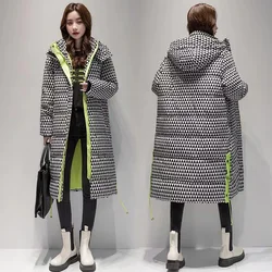 Chaqueta con capucha de colores contrastantes para mujer, abrigo grueso informal de algodón, Parkas cálidas a prueba de viento, abrigo largo femenino, moda de invierno