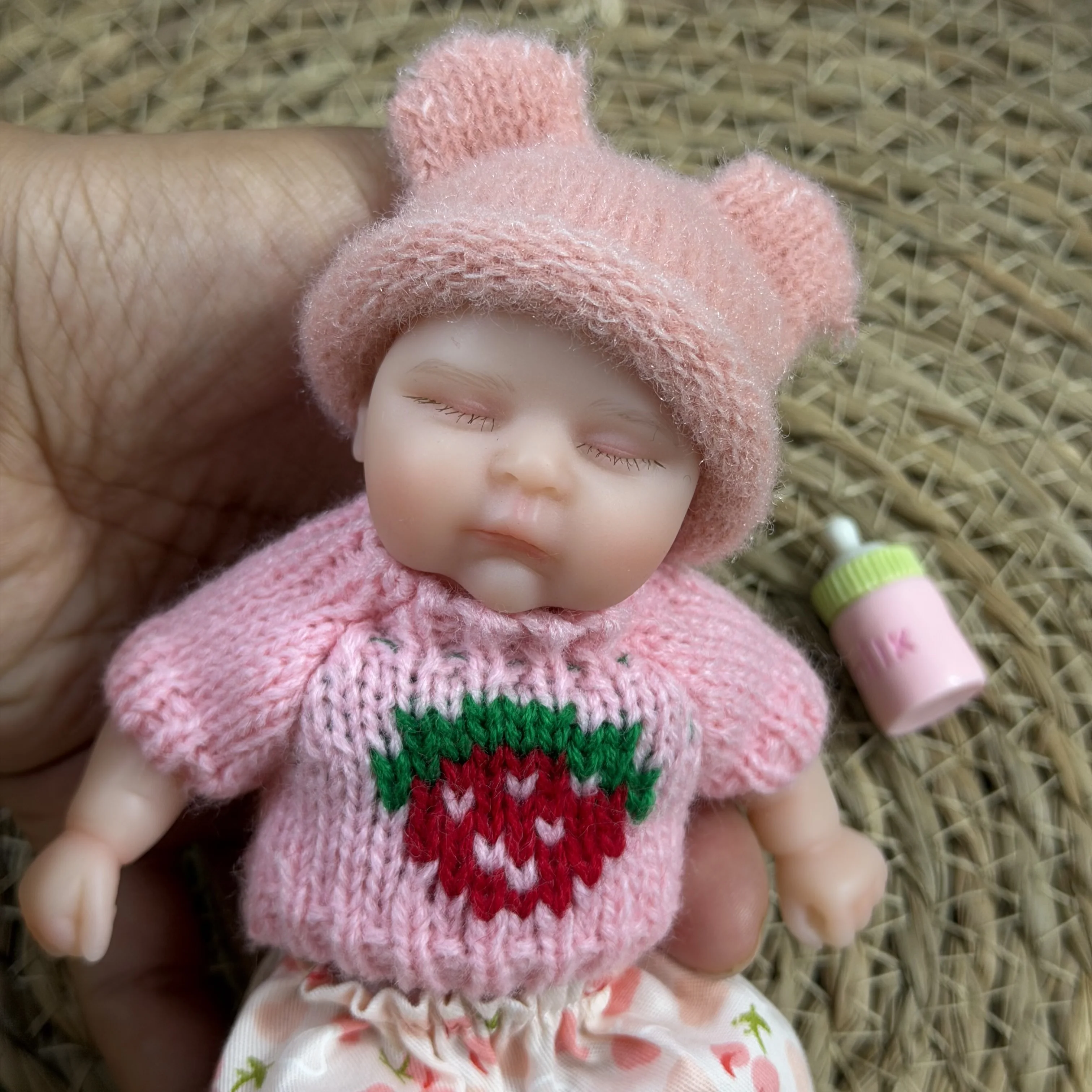 15CM Chubby Peaches Full Solid Silicone Reborn Doll Washable Body Adorable 6 Inch Squishy Elastic Silicone Doll Gift - view 2