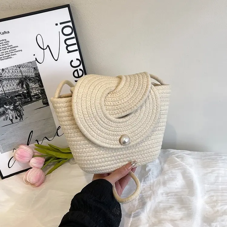 

2025 New Women's Casual Buet Bag Beach Vaion Handbag Woven Fabric oulder Bag Summer Trend Flip Cover Closure