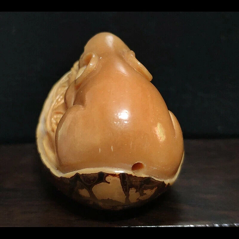 Hand Carved Tagua Nut Carving Figurine Netsuke : Wealthy Mouse Rat