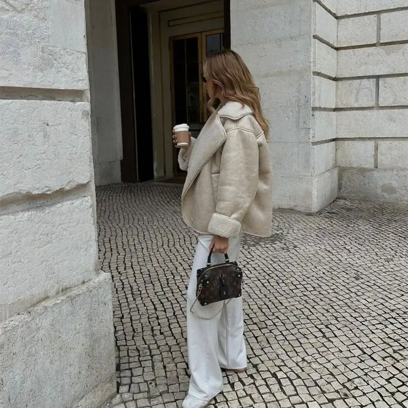 Women's Lambskin Jacket for Autumn and Winter  Loose Fur, One Piece Lapel and Fleece Warm Jacket for Women