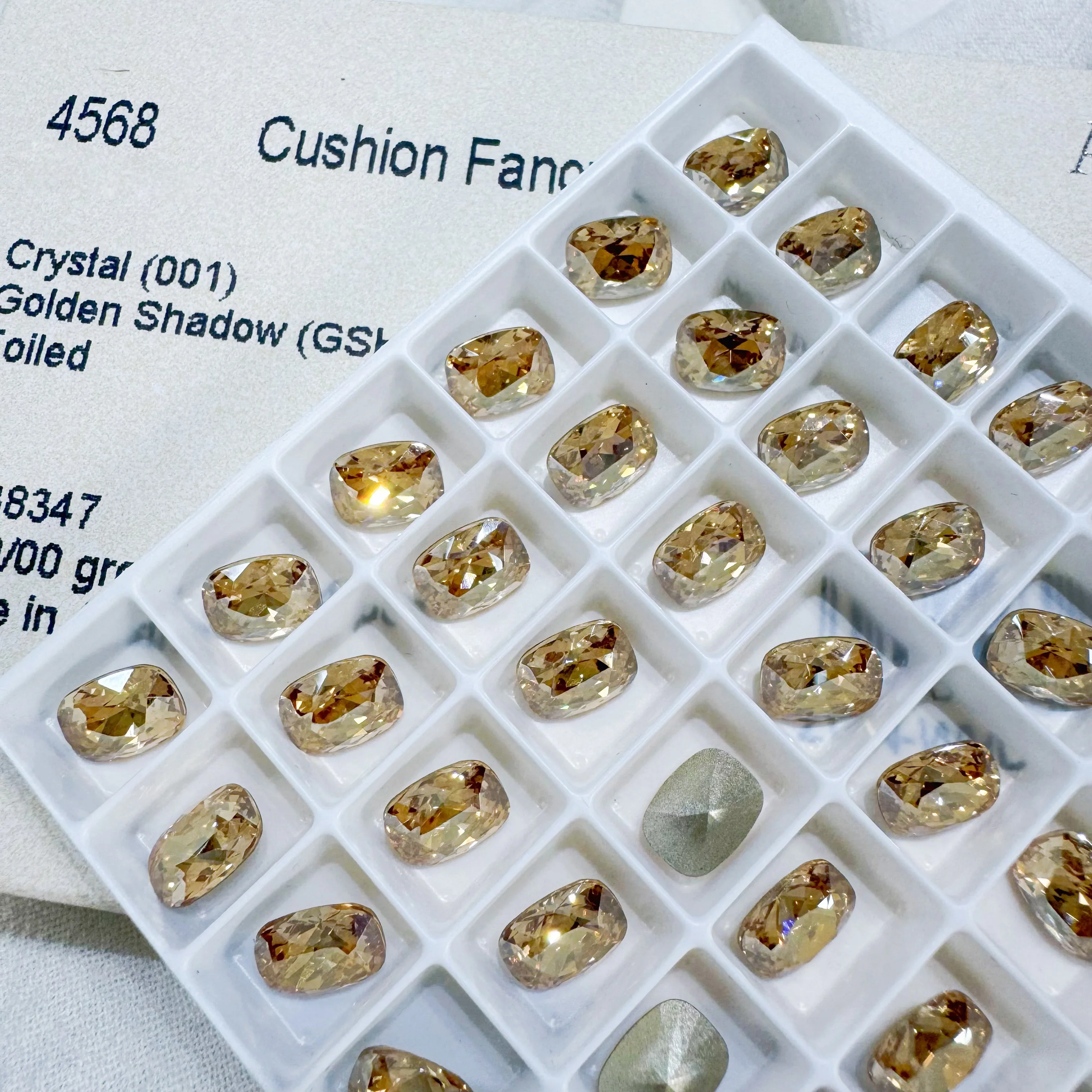 K9 Vetro Grasso Ovale CZ Pietra Sintetica Cristallo Cubico Strass Diamante Sciolto Vetro Strass Zircone per Nail Art Gioielli Artigianali