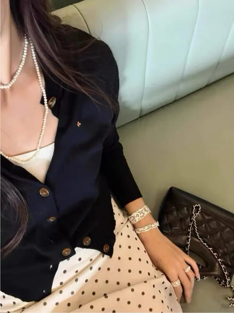 

Новое поступление весны и лета, женский вязаный круглый открытый кардиган с вышивкой, длинный све, повседневный, классический дизайн