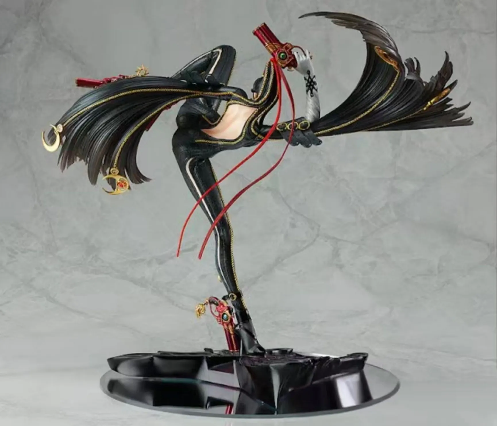 Original Phat Company Bayonetta 1/7 Scale Pre-Painted PVC Complete Figure Anime Game Witch Model with Stand Display Gift 27cm