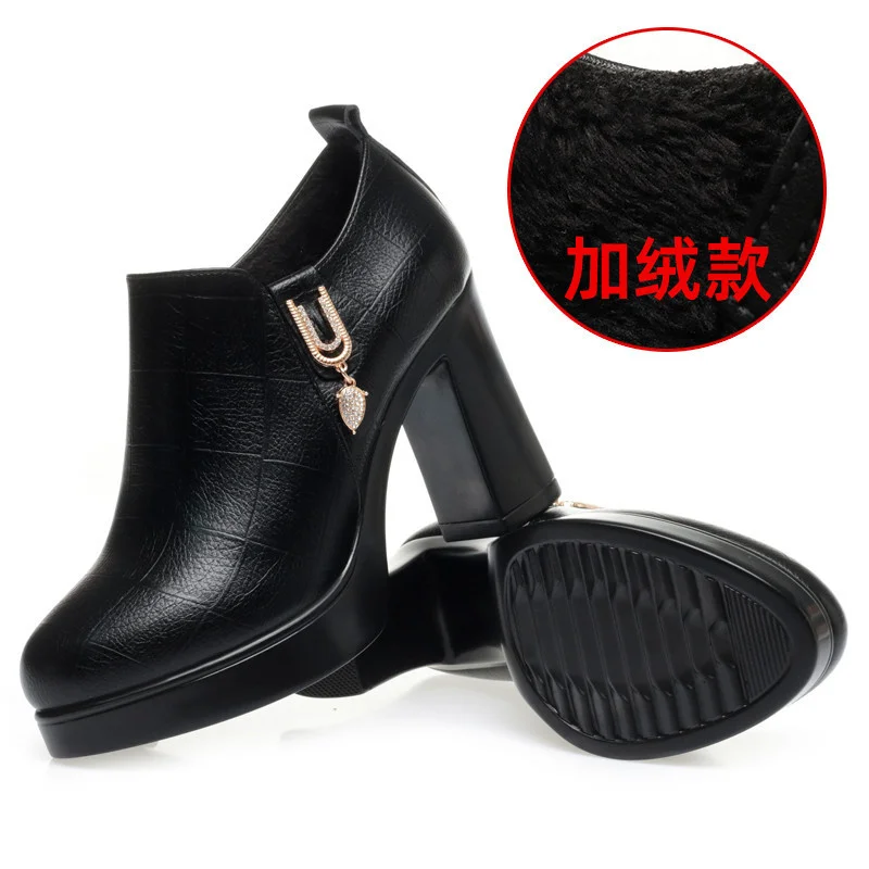 307 Black velvet