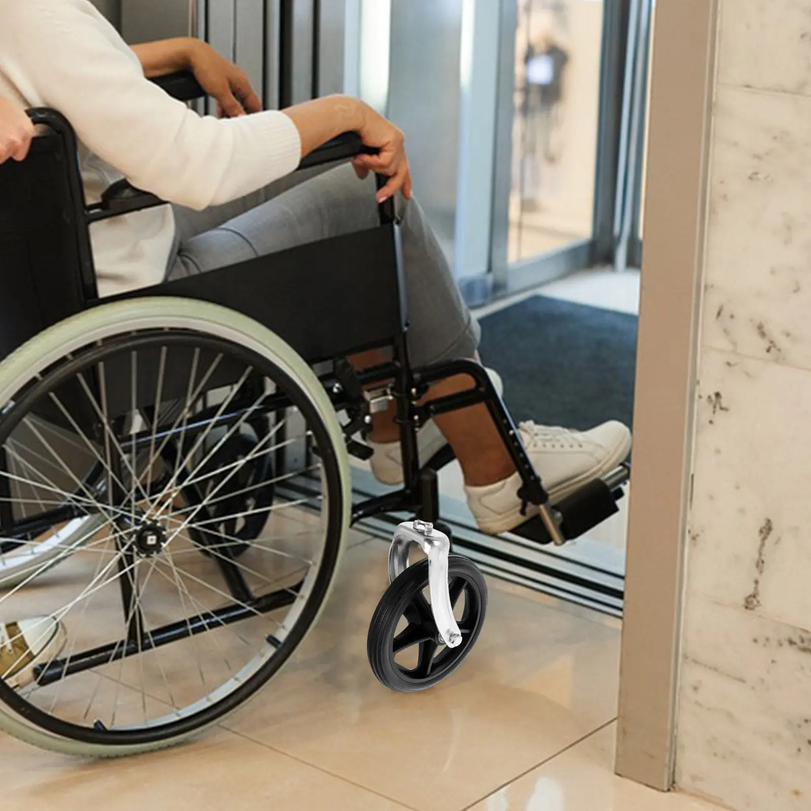 車椅子の前輪ソリッドベアリング非空気圧式耐久性のある交換用キャスターホイールアクセサリー、スムーズな回転用ユニバーサル