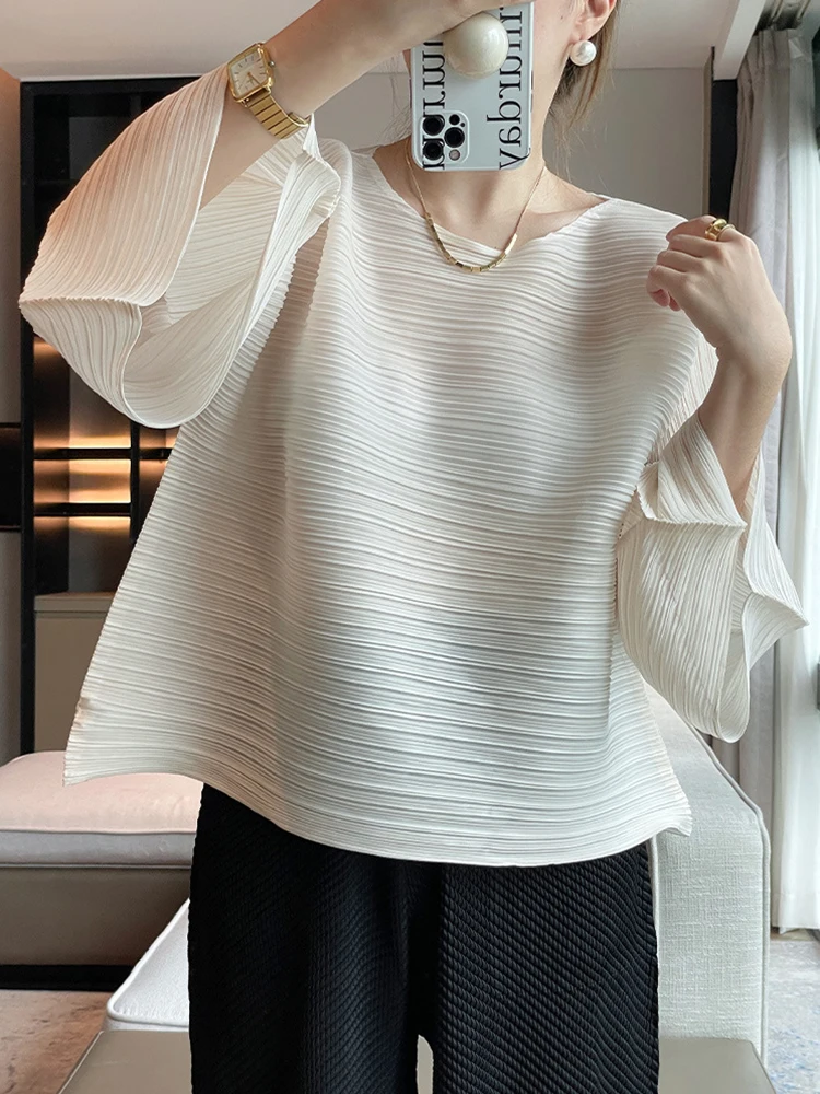 GVUW Pleated Women T Shirt Flare Sleeve Loose Round Collar Casual New Versatile Simplicity 2024 Fashion Female Clothing 17G6641