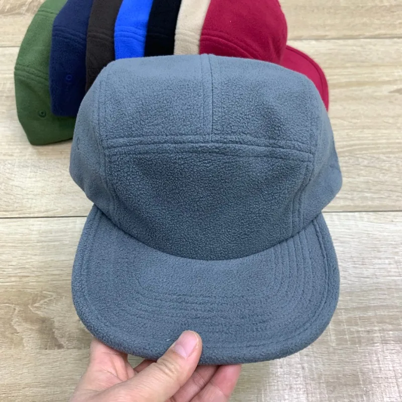 Fashion Pure Colour Flat-brimmed 5-panel Baseball Caps for Men and Women Winter Retro Fleece Warm Versatile Hip-hop Hats