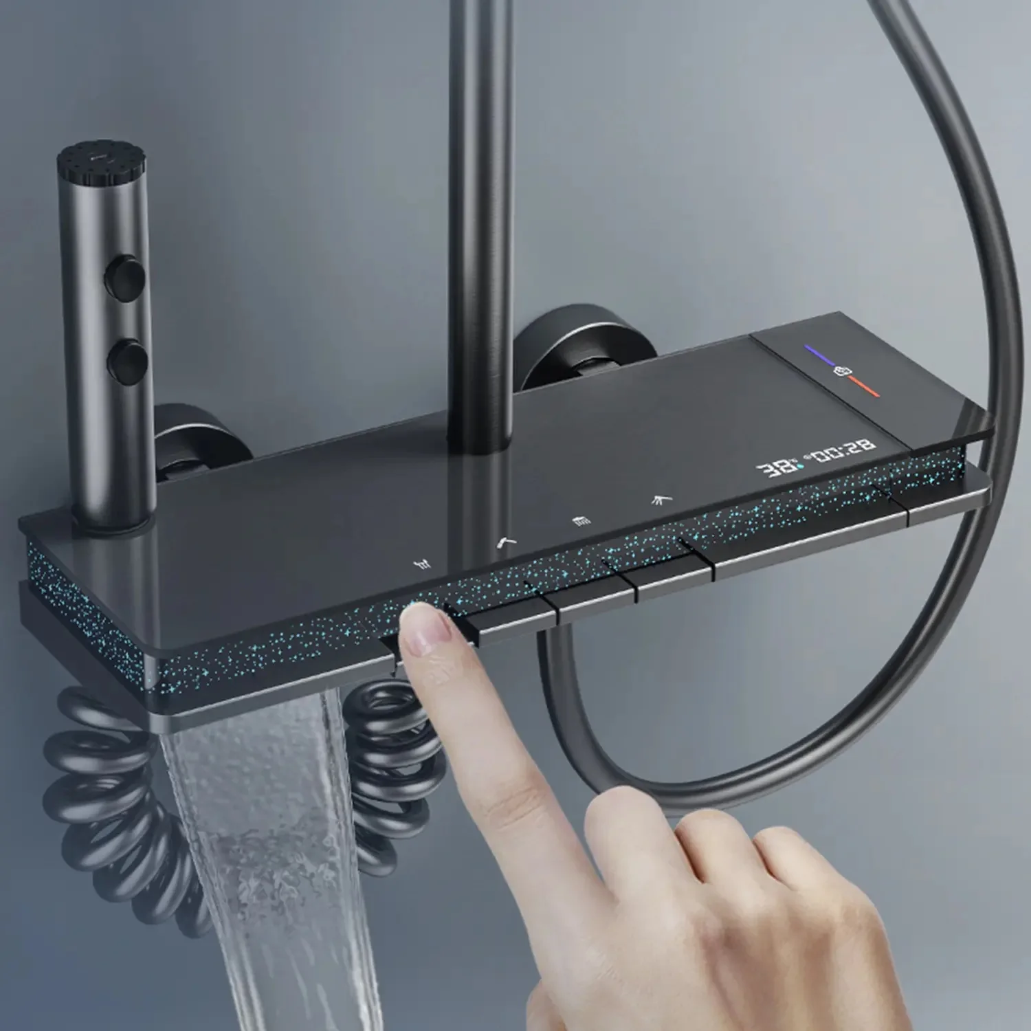 Moderno sistema de ducha digital con control táctil para una relajación de lujo: ideal para los propietarios tecnológicos en configuraciones de baño de primera calidad