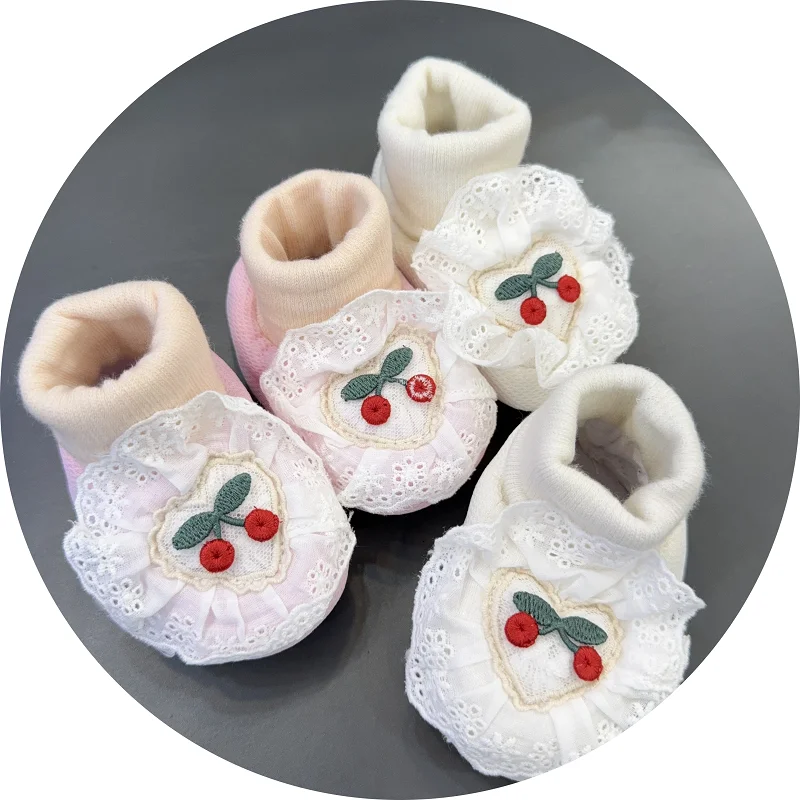 

Cute Little Cherry Cotton Socks Shoes Baby Girls Soft Winter Shoes Newborn Infant Socks Floor Sneaker Toddler Girls First Walker