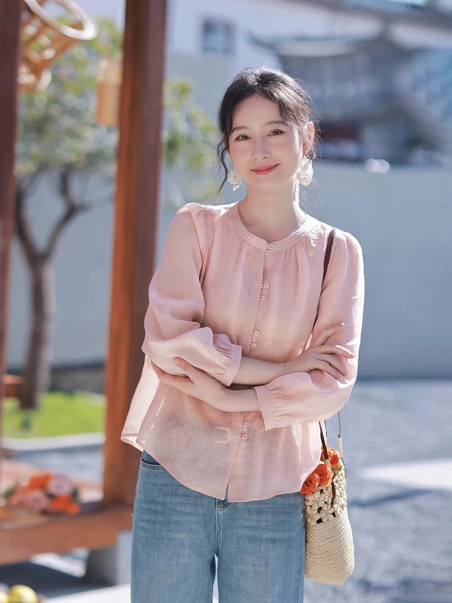 

Женская свободная льняная блузка Red Lotus с длинным рукавом, весна 2026, художественный дизайн, дышащий и комфортный льняной материал