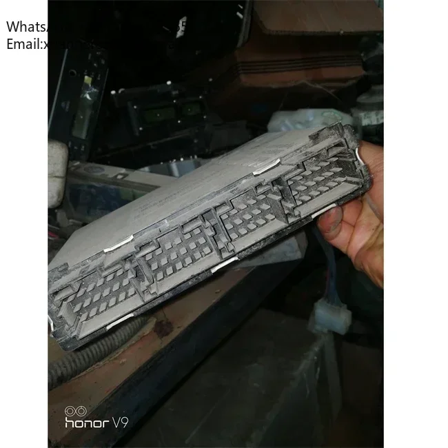 Professional Tested Used ECU for ZK6551 Bus Replacement