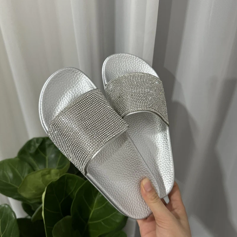 Sandals Women\'s Summer New Fashion Beach Sandals Rhinestone Flat Slippers Luxury Sandals Women Designers Slipper Shoes