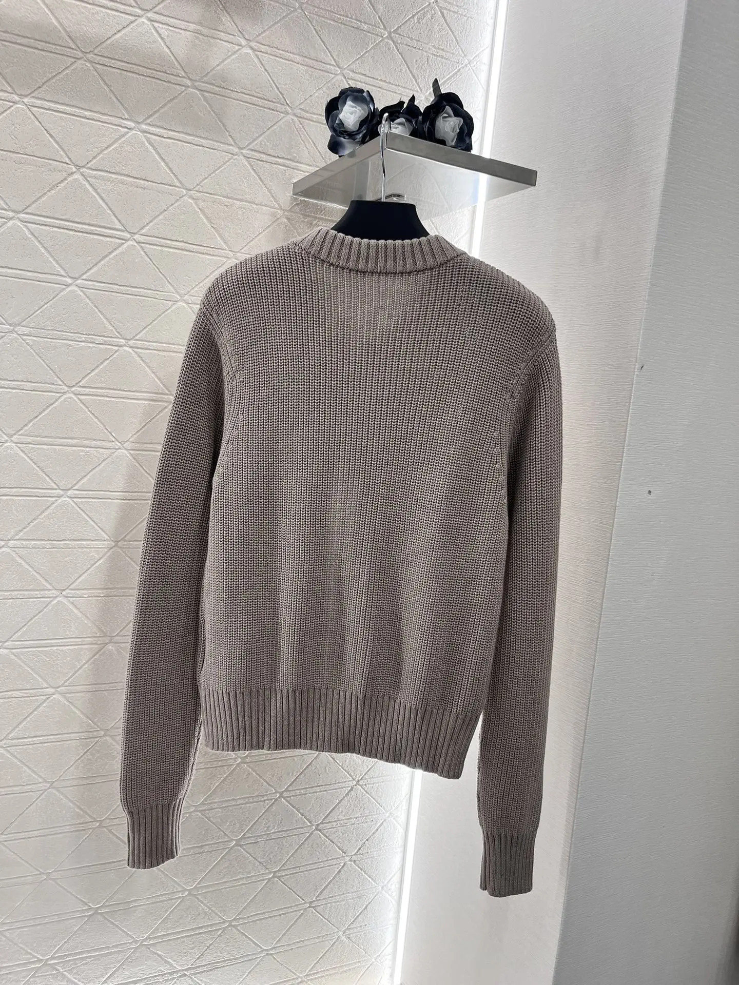 

2024, осенне-зимний модный новый кардиган на молнии, вязаный свитер с круглым вырезом, теплая тонкая женская одежда