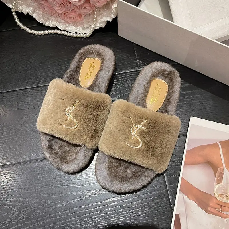 Mao Mao Rhinestone Slippers Are Worn In Autumn 2023, and The Thick-soled Autumn and Winter Luxury Sandals Are Worn