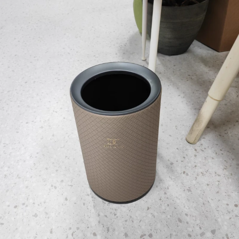 

Роскошный кожаный мусорный бак, офисная корзина для мусора премиум-класса, высококачественное бумажное ведро, использование в гостиной или рабочем месте, прочный стильный дизайн