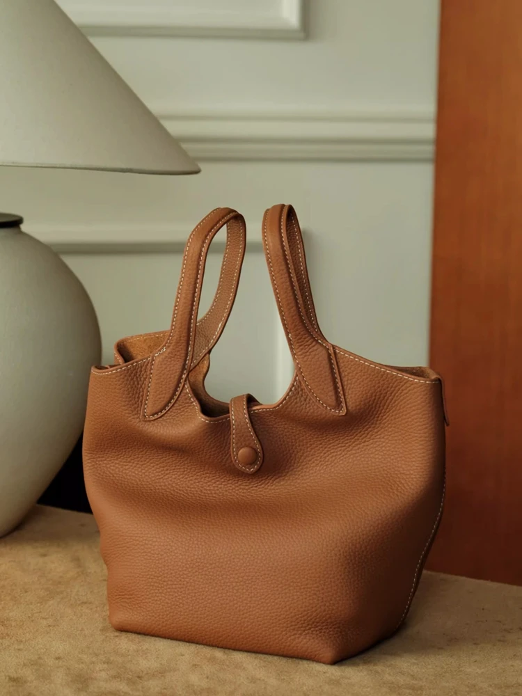 

Brown Fashion Unique Bucket Bag Genuine Leather Tote Bag\Handbag Women Real Leather Simple Lady Shoulder Crossbody Bag New