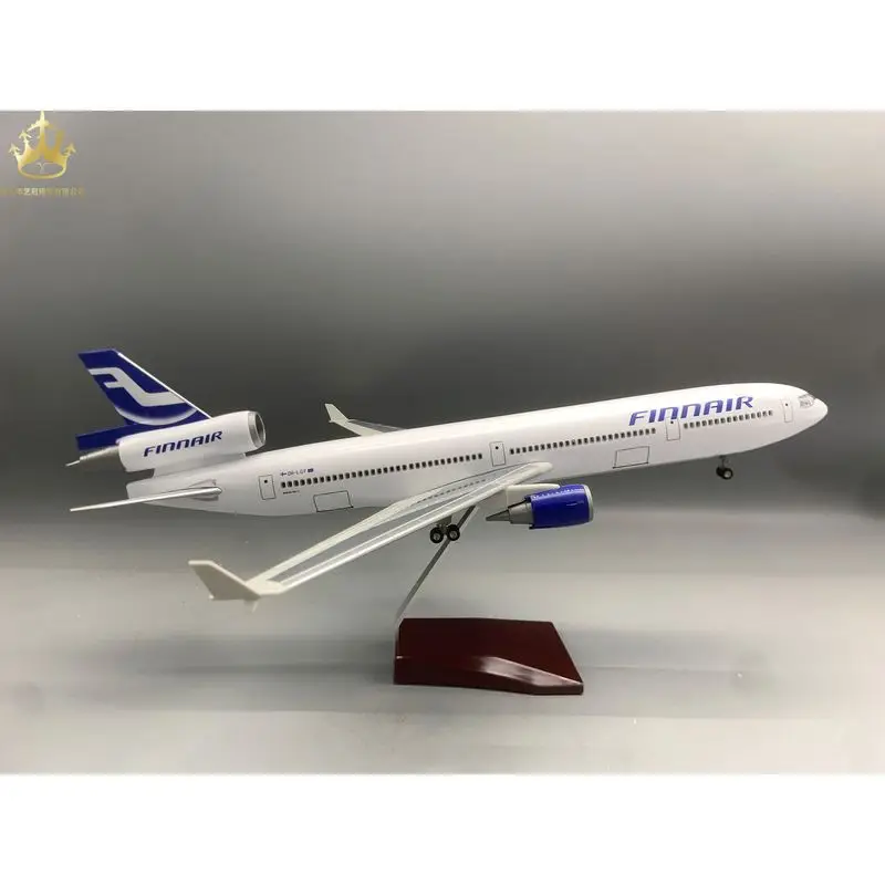 

MD-11 Finnair aircraft model 47cm with lights and wheels simulation static model ornament