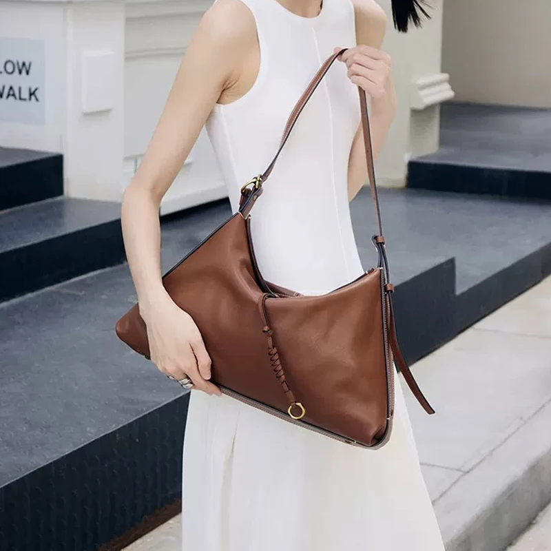

2025 new high-quality PU leather large capacity tote bag for women luxury designer one-shoulder handbag trend crossbody bag
