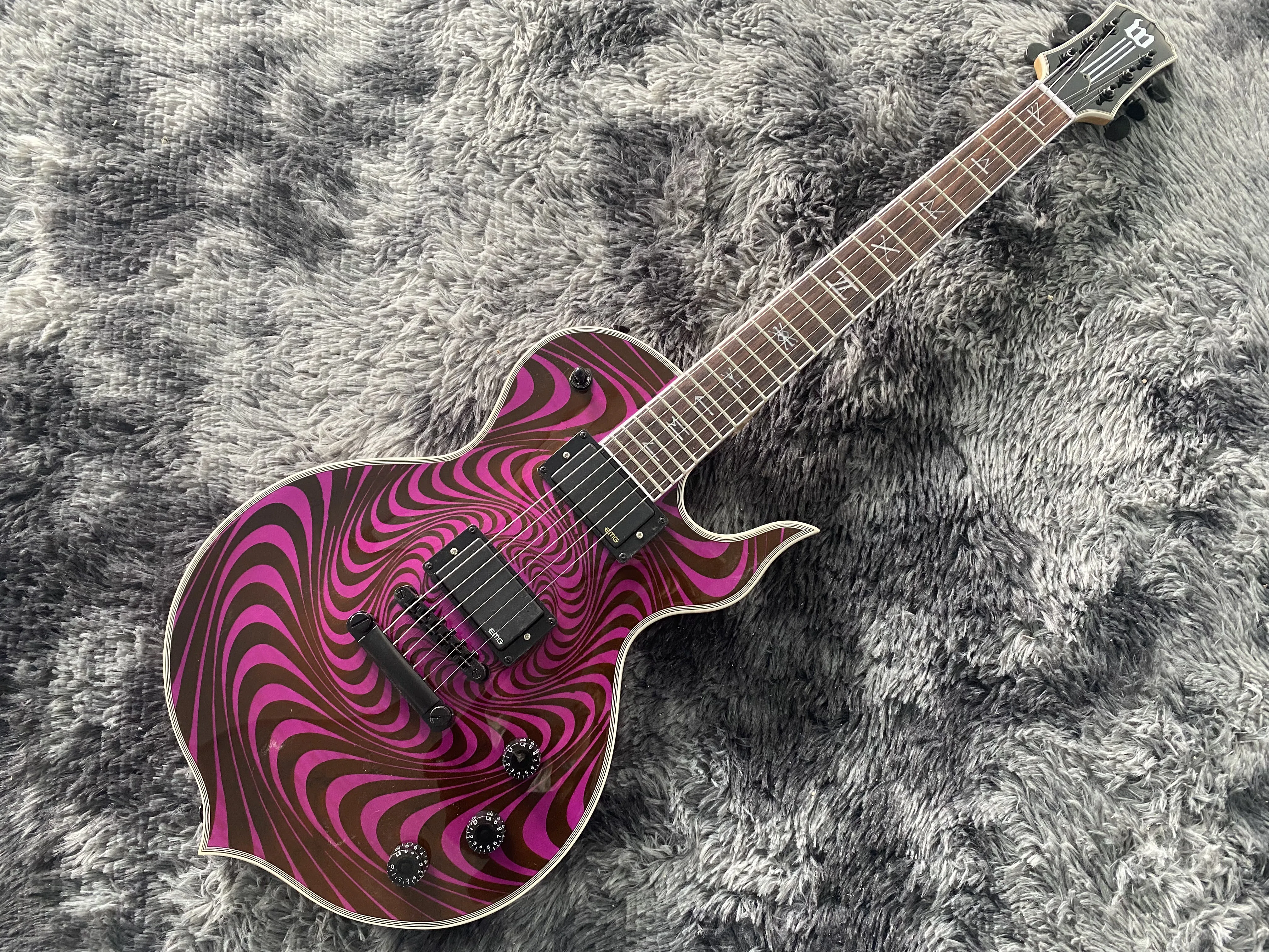 Chinese Electric Guitar, Purple Color, Black Psychedelic Circle, Factory Direct Sales, Customized Free Shipping