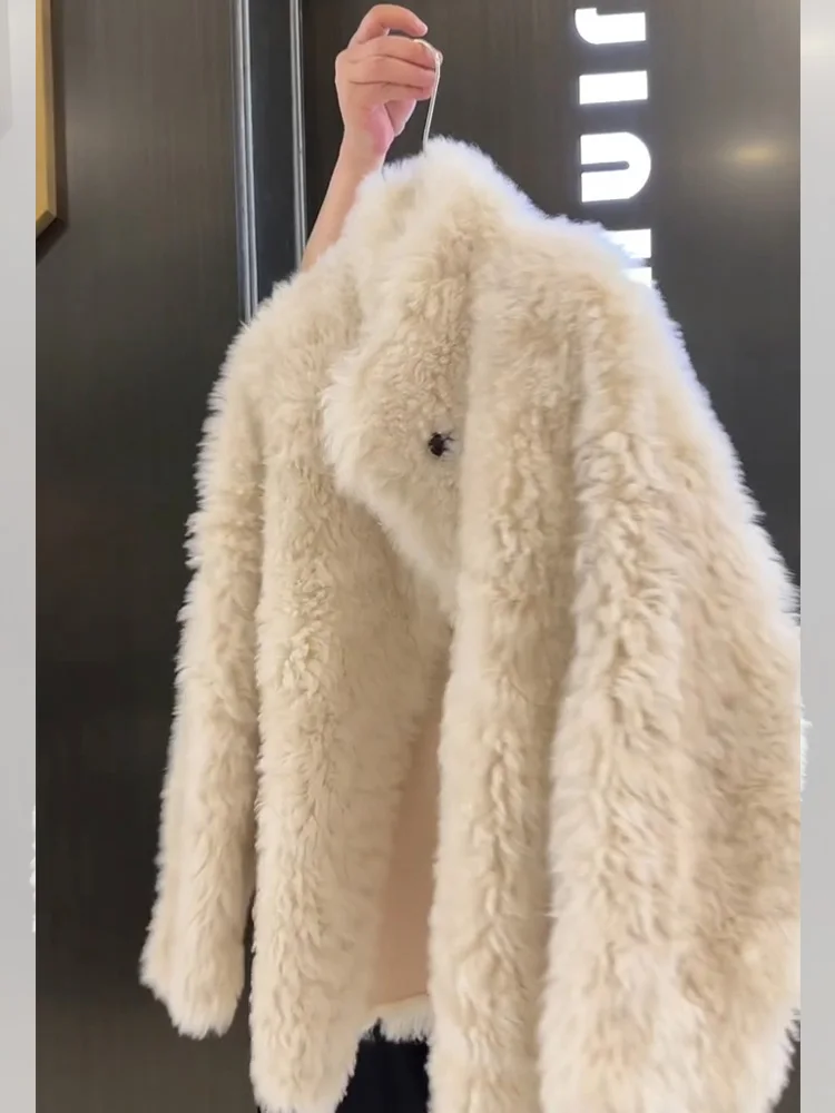 Cappotto di pelliccia bianco ecologico da donna Faion coreano Sle Small Fragrance Top in pelle e pelliccia intercati dal vento per l'autunno