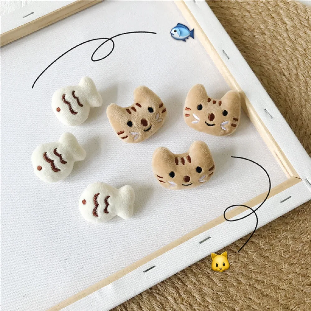 Small Cloth Pendant Cartoon Jackets Pendant Girls Snapper Brooches Brooch Pins Fish Brooches Cat Brooches