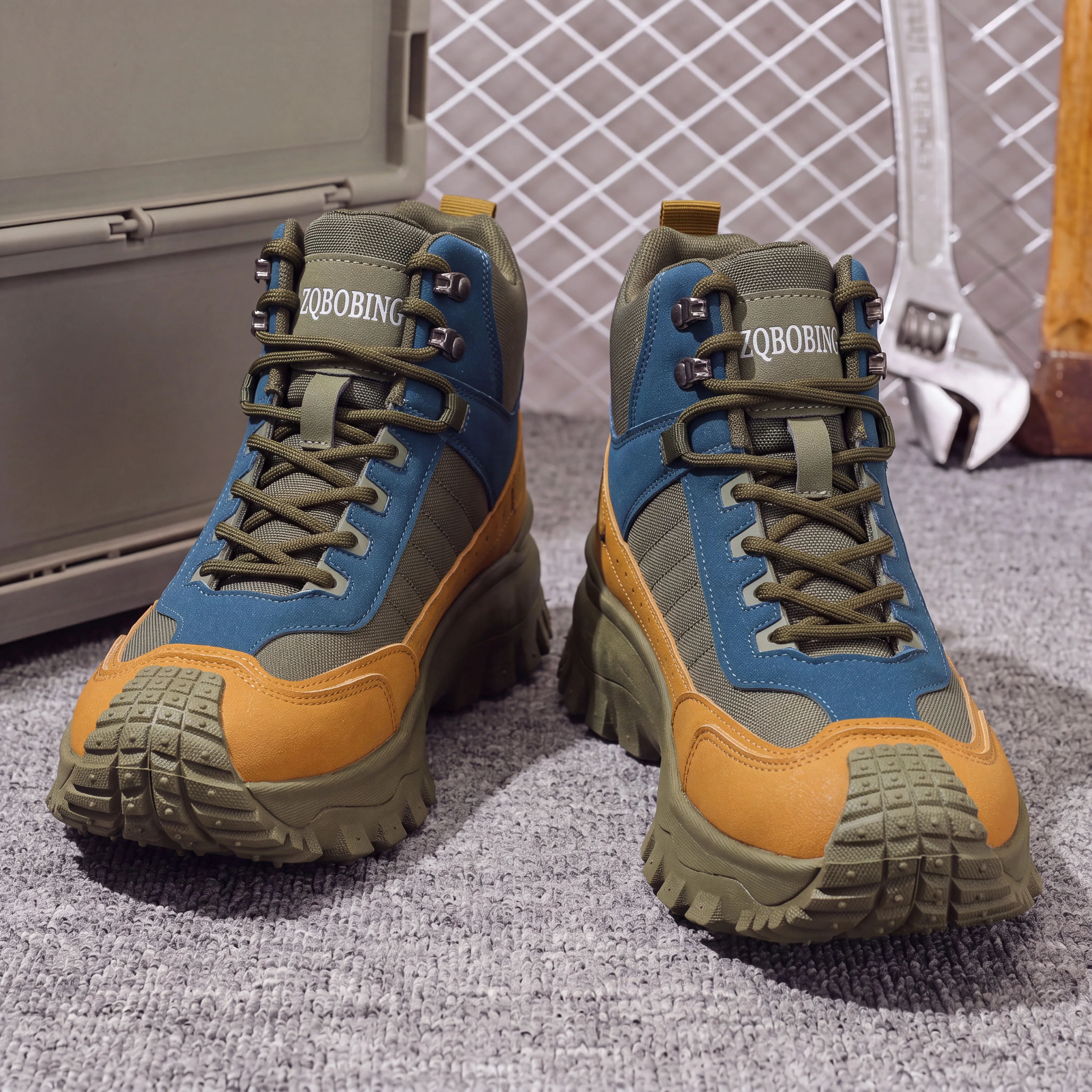 Neue Herbst- und Winter-High-Top-Outdoor-Wanderschuhe für Herren, Größen 39-48, dickbesohlte, rutschfeste, verschleißfeste Arbeitsschuhe, Farbblockierung, vielseitig, trendig, höhenvergrößernde Herren-Sportschuhe – Detail 11