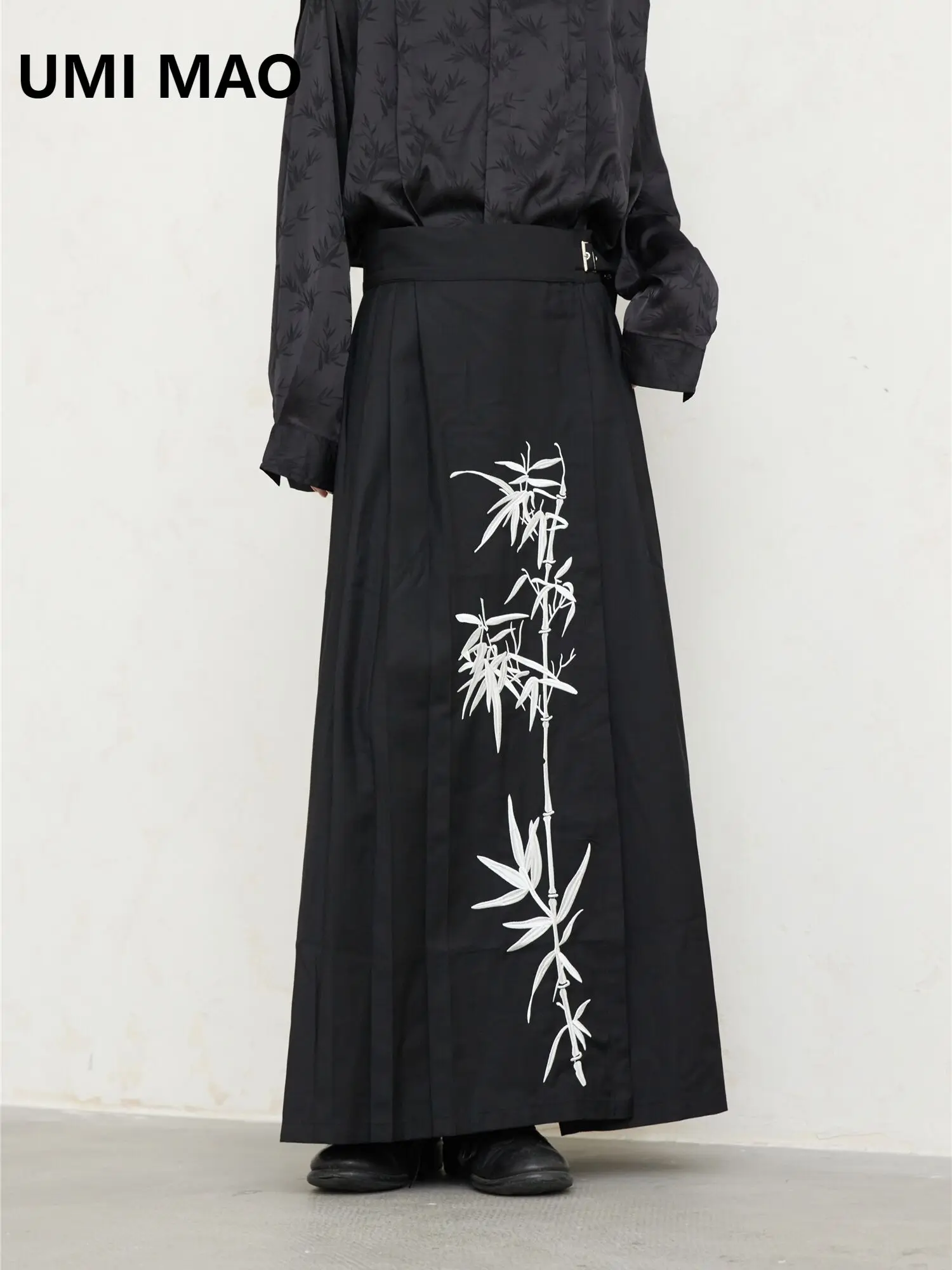 

UMI MAO Yamamoto Embroidered Dark Horse Face Skirt Small Design Chinese Bamboo Leaf Retro Hundred Fold Spliced Skirt Femme