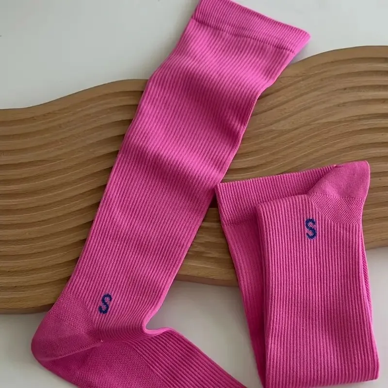 1 Paar professionelle Waden-Kompressionssocken, hohe Elastizität, atmungsaktiv, Komfort, ganzjährig, Laufen, Springseil, Sportsocken – Detail 15