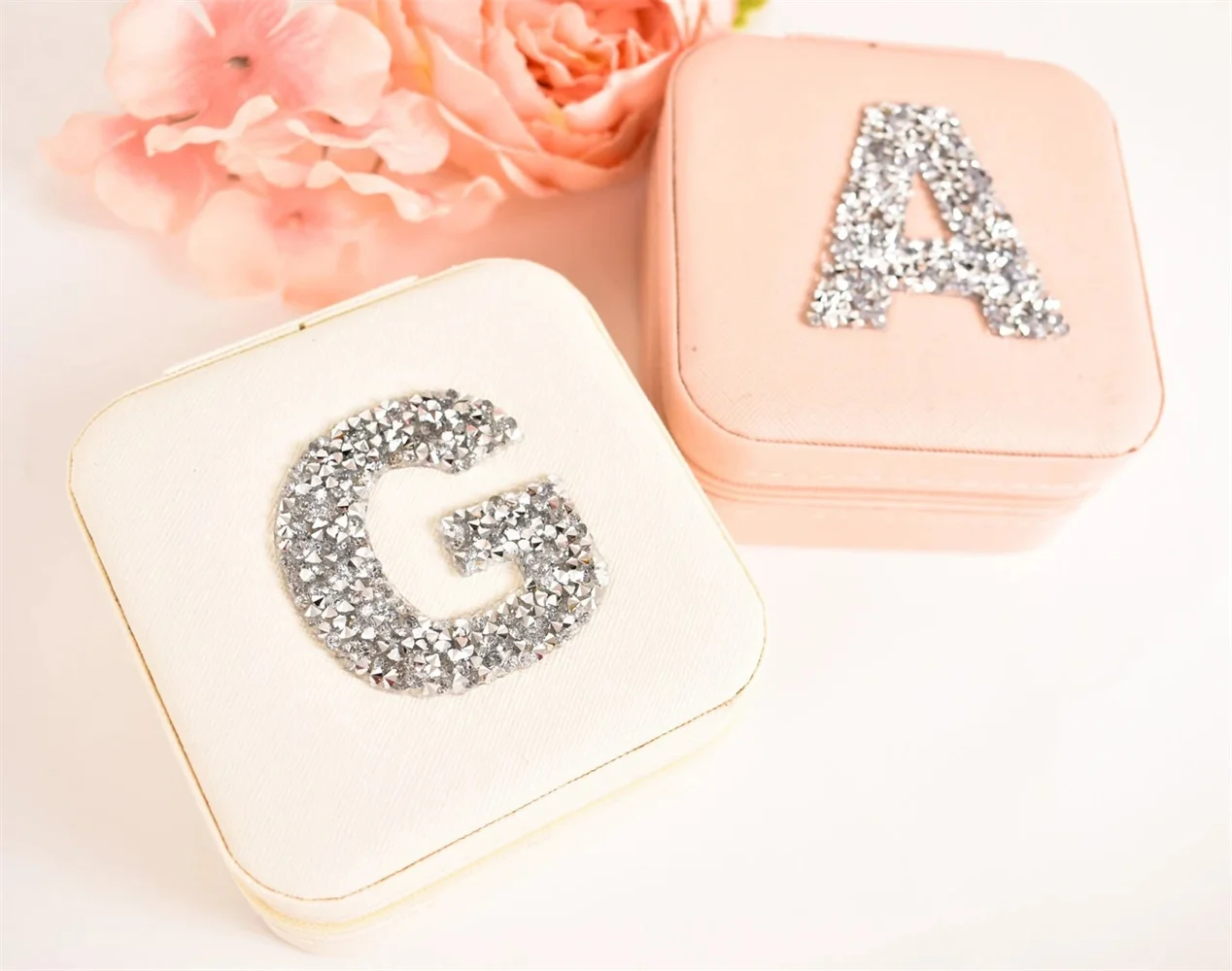 Custom Travel Jewelry Case - Bridal Party Gifts - Personalized Jewelry Box - Bridesmaid Gifts - Wedding Gifts - Bridesmaid Propo