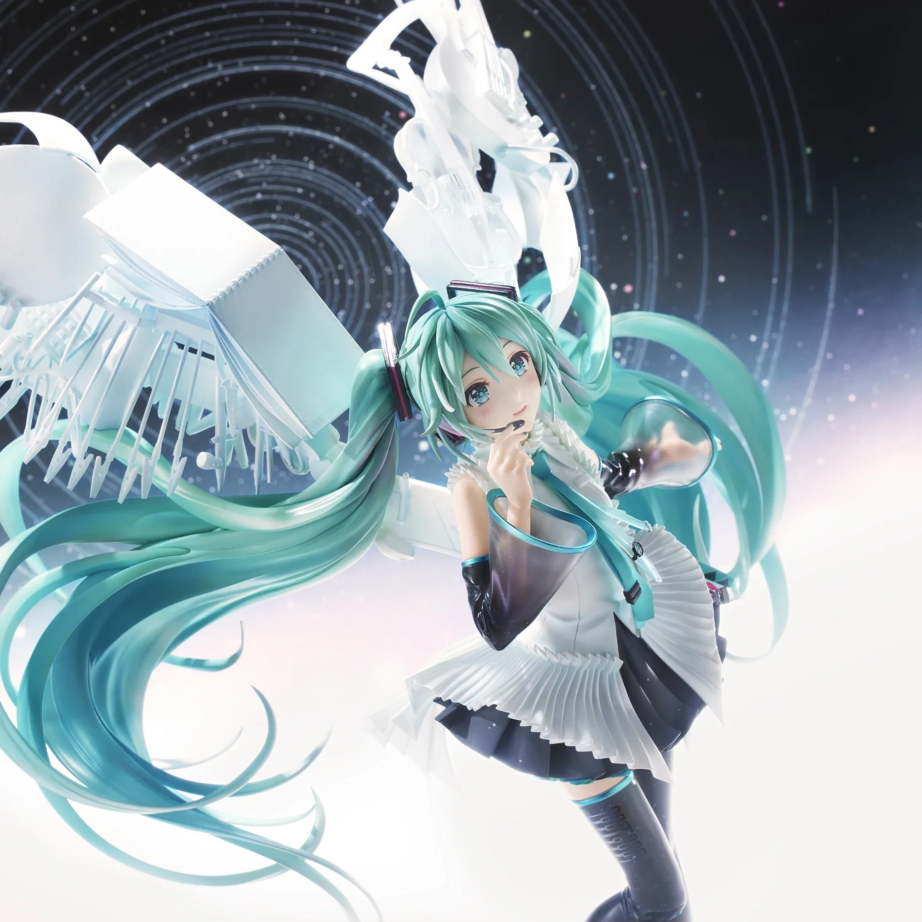 Hatsune Miku Anime Figure VOCALOID Happy16th  GK Beautiful Girl Character Model Hatsune Doll Limited edition collectibles Gifts