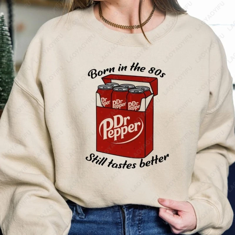 

Dr Pepper Est 1885 Vintage Pullovers Funny 80s Retro Soda Graphic Pullovers Trendy Cola Can Dr Pepper Woman Crewneck Sweatshirt