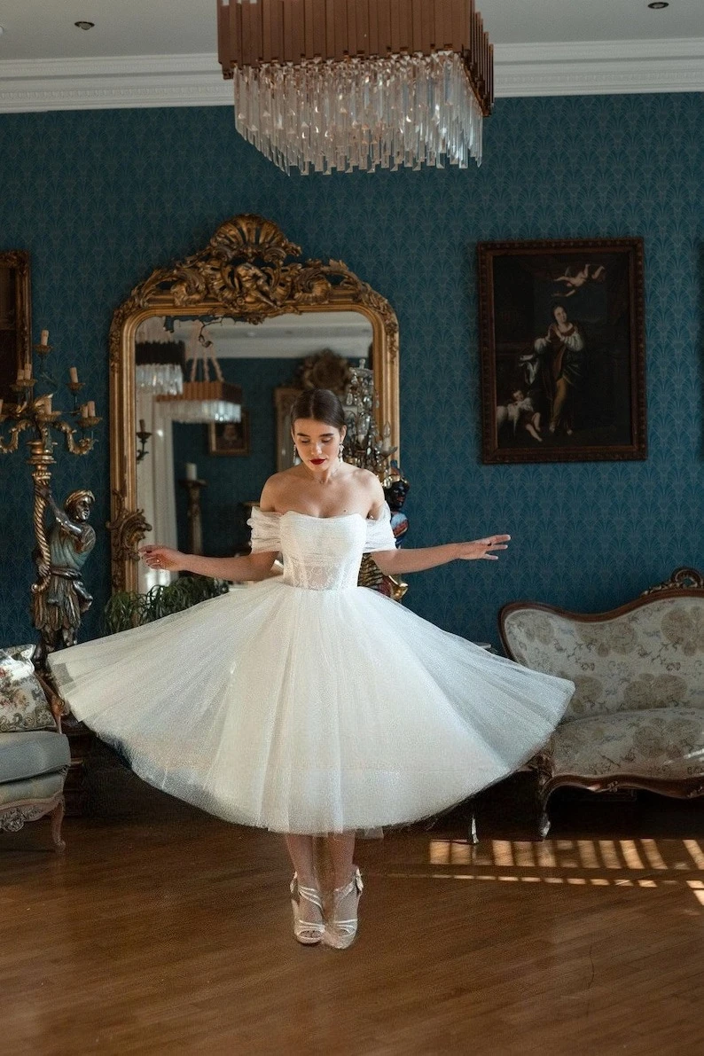 Elopement Dresses Tea Length Bridal Short Wedding Dress Off The Shoulder Tulle Sparkling Dresses Simple A Line Dress Wedding