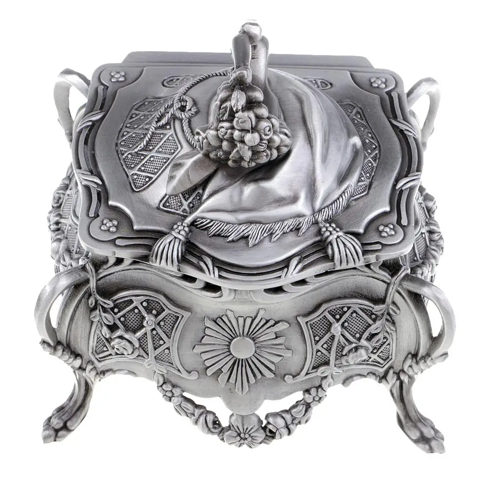 Retro Alloy Wind-up Music Box Decorative Instrument for Room Decorations and Birthday Gift Occasions