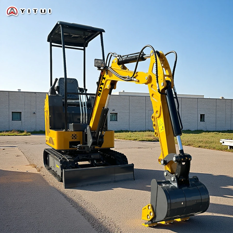 حفارة هيدروليكية صغيرة مع ملحقات متعددة حفارة حفار صغيرة محرك كوبوتا مخصص لاستخدام الحدائق الزراعية