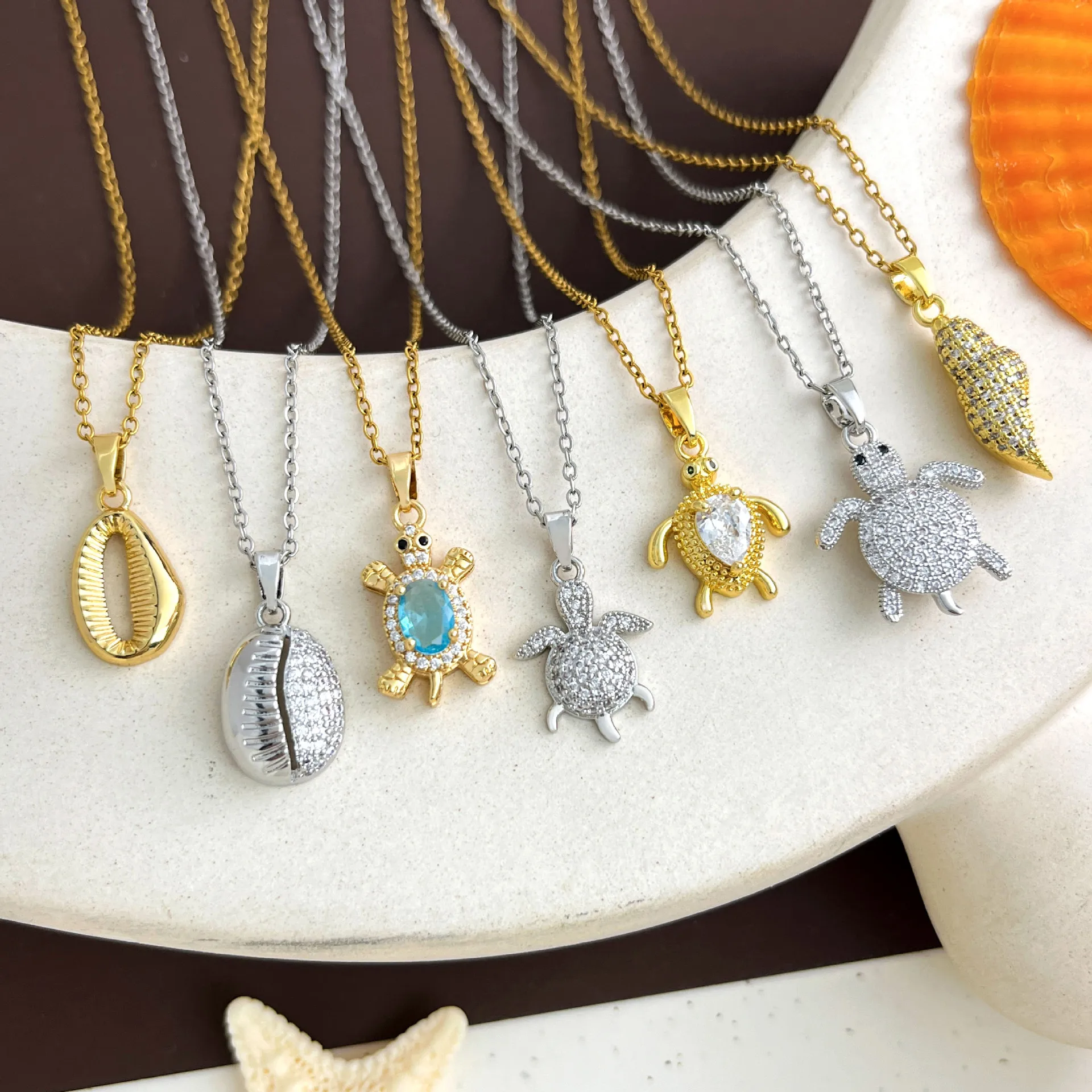 Ocean Turtle Conch Pendant Necklaces Gold Silver Plated Cubic Zirconia Animal Shape Fashionable Chain Jewelry Unisex
