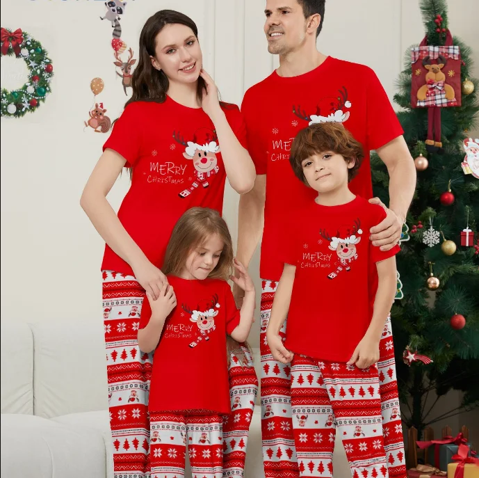

Short-sleeve Family Christmas Pajamas Set Baby Romper Dog for Grandpa Grandma Dad Mom Daughter Son Matching Clothes Outfits