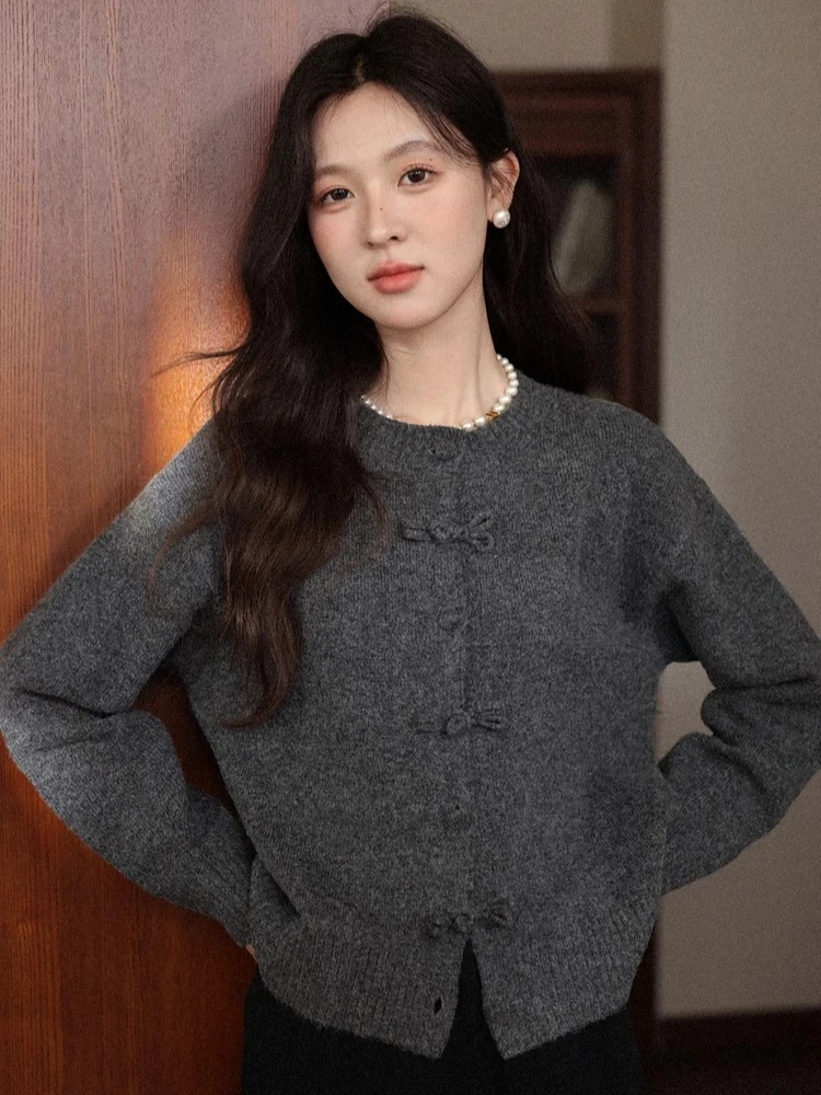 ALXNAN femmes tricoté Cardigan 2025 col rond grenouille boutons élastique respirant tricots décontracté femme à manches longues hauts L58907