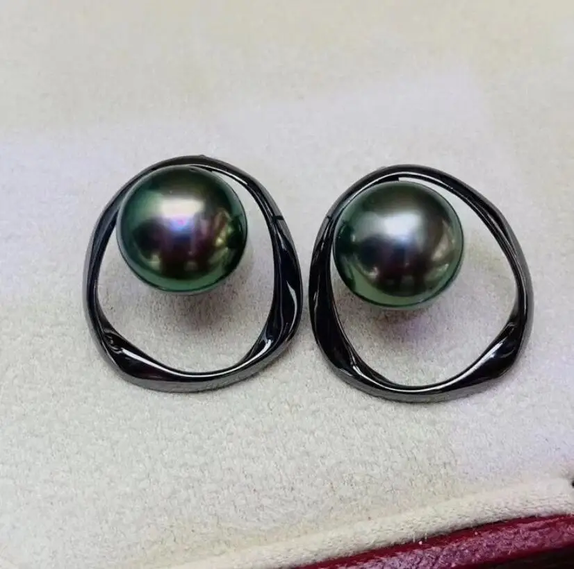 

stunning 8mm tahitian round black green pearl stud earring 925s