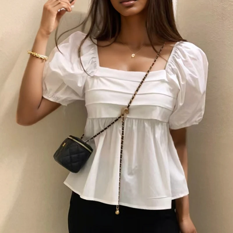 Blusa blanca elegante con cuello cuadrado para mujer, camisa sencilla de manga corta abombada, Tops cortos plisados informales para mujer