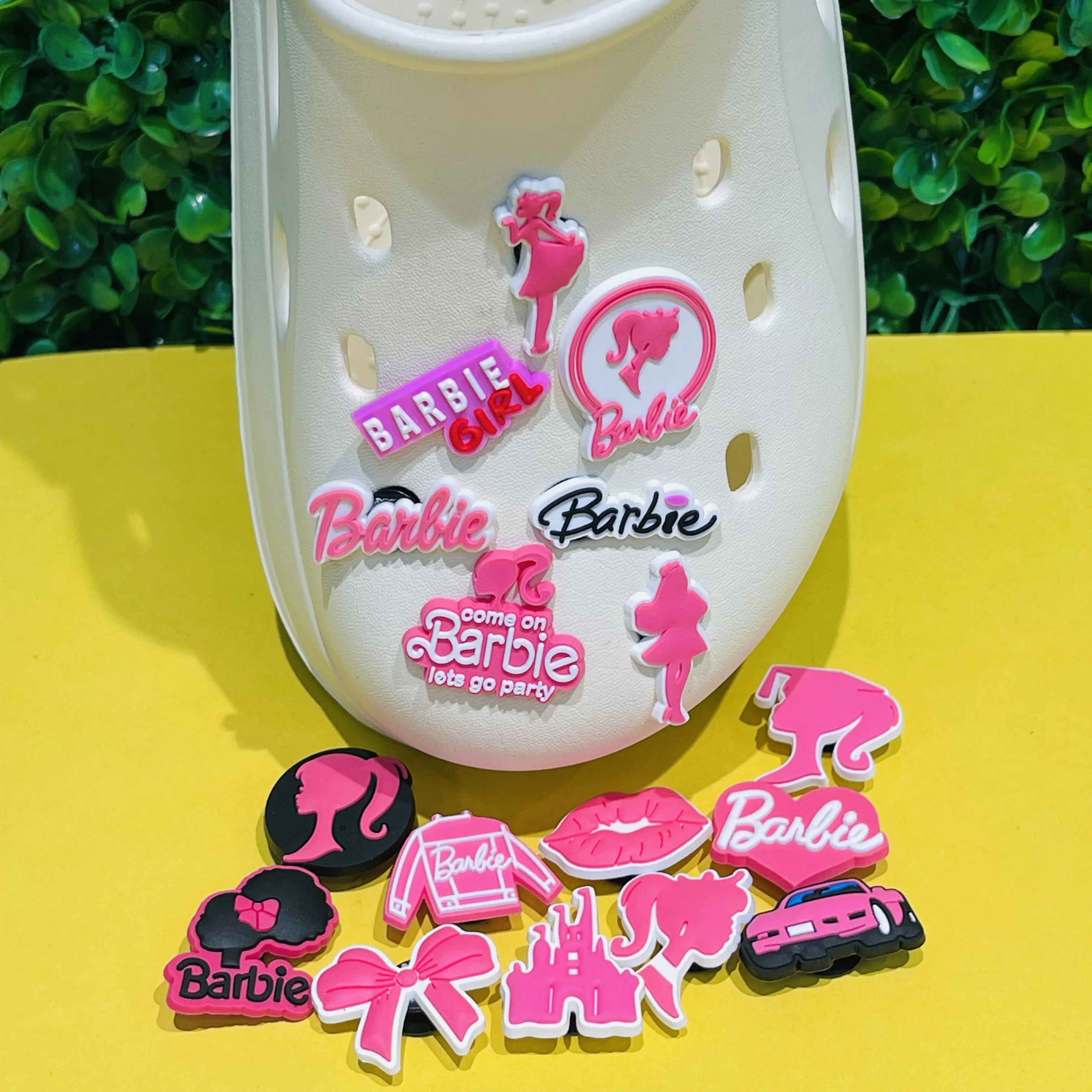 17PCS Cartoon Miniso Disney Barbie Girl Car Coat Bow Lips PVC Shoe Charms For Clog Pins Children Adorable Decoration Party Gift