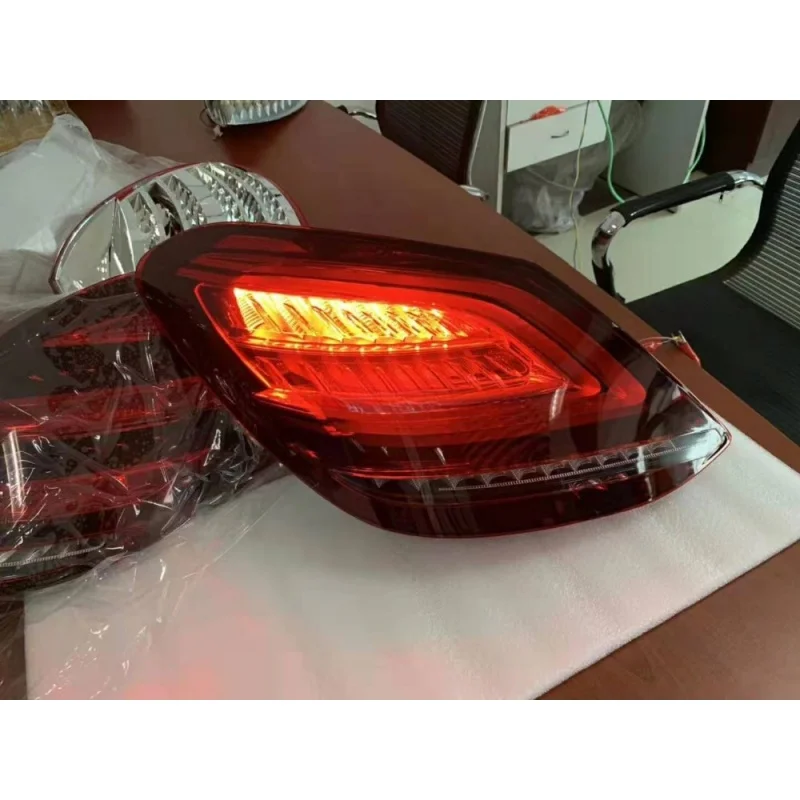 Auto spare parts tail lamp/light for BENZ W205 with logo OEM A2059067103 A2059067203