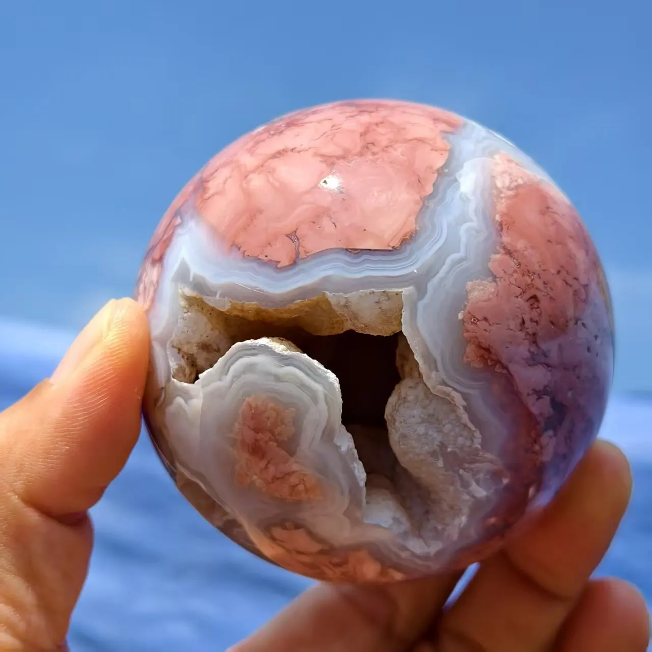Natural Pink Agate Crystal Balls, Quartz Crystal Powder Cherry Blossom Agate Raw Stone Polishing Balls, Mineral Healing