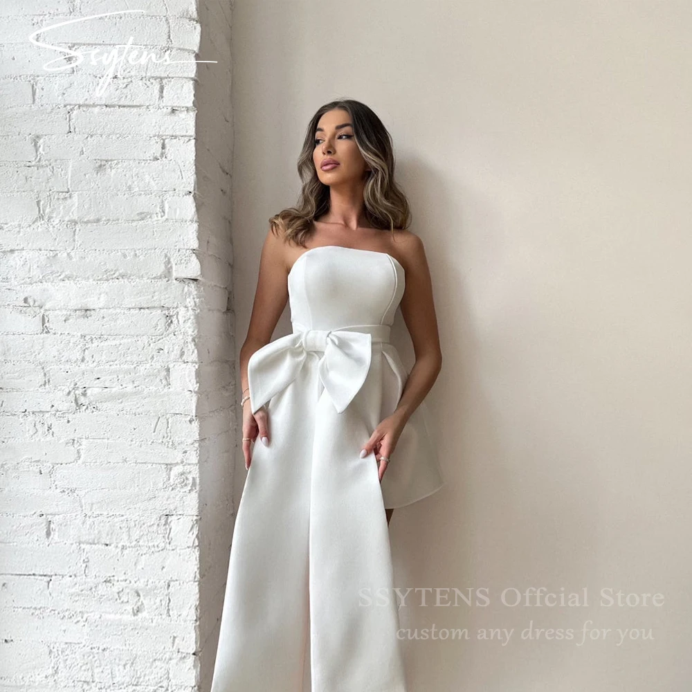 

SSYTENS White Short Wedding Dresses Strapless Bridal Dresses Bow Sexy Above Knee Sleeveless Mini Satin Wedding Gowns Customized