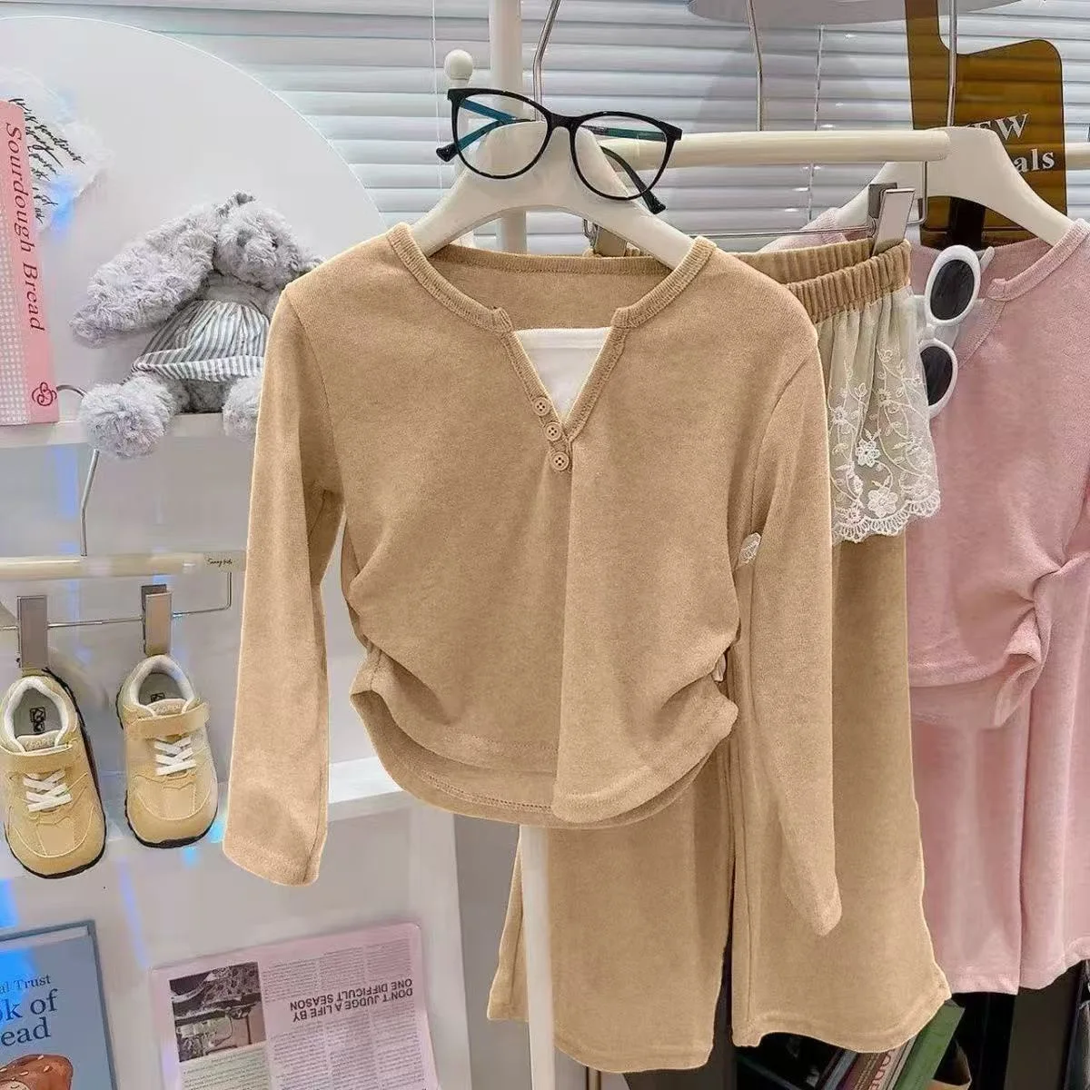 Girls' Solid-Colour Spring/Autumn Long-Sleeved Top and Trousers Casual Two-Piece Set, Trendy Outfit, Children's Fashion Apparel