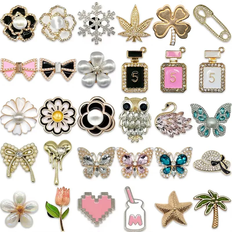 1pcs Luxury Metal Designer Shoe Charms Daisy Clip Pin Clog Decorations Pins for Women Girls Shoes Accessories Clog Buckle Gifts